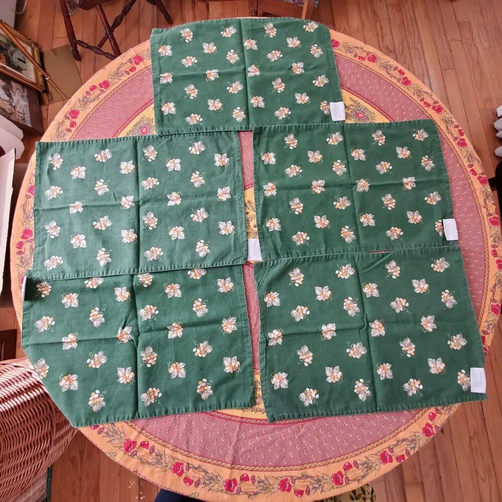 5 Williams Sonoma Placemats Grape Leaves Grapevine Leaf Tuscan Grapes Wine